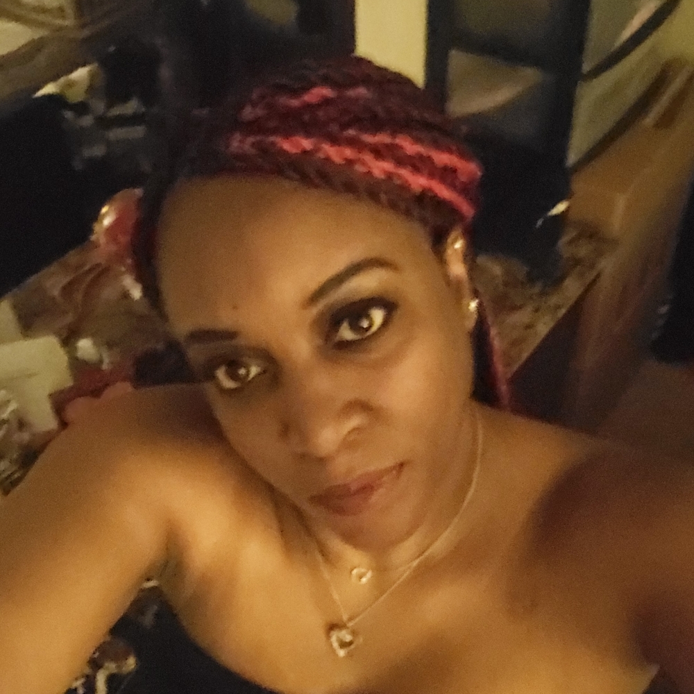 Meet your Posher, Karlisha